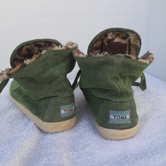 TOMS Highland botas in Highland Green Leopard Fleece women’s size 8.5W - Picture 2 of 12